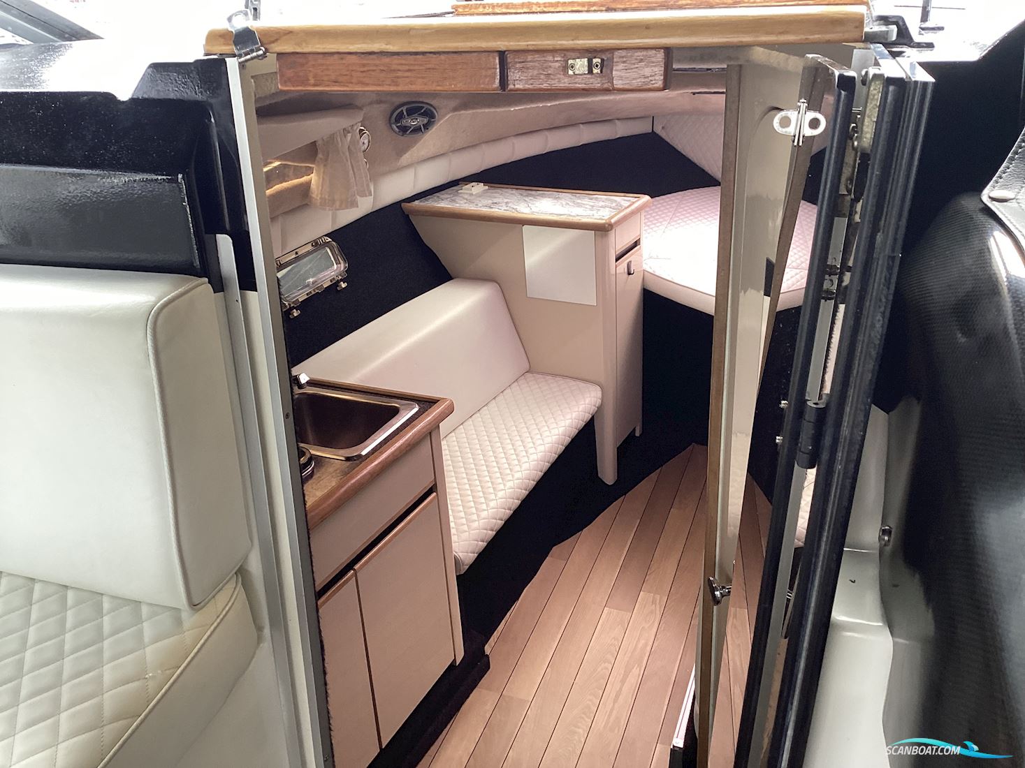 Bayliner 2655 Wide Body