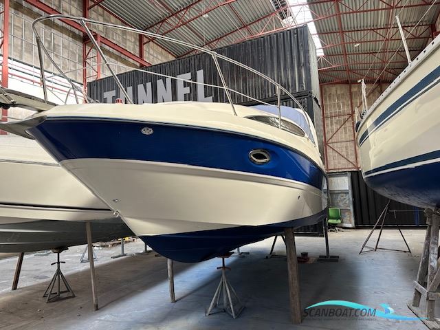 Bayliner 275