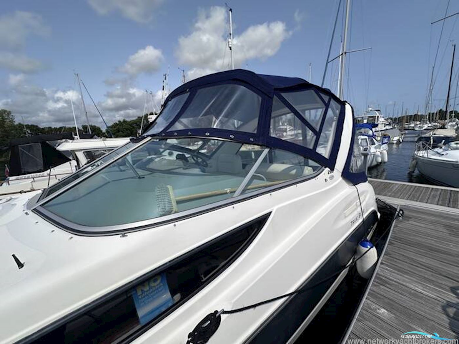 Bayliner 285