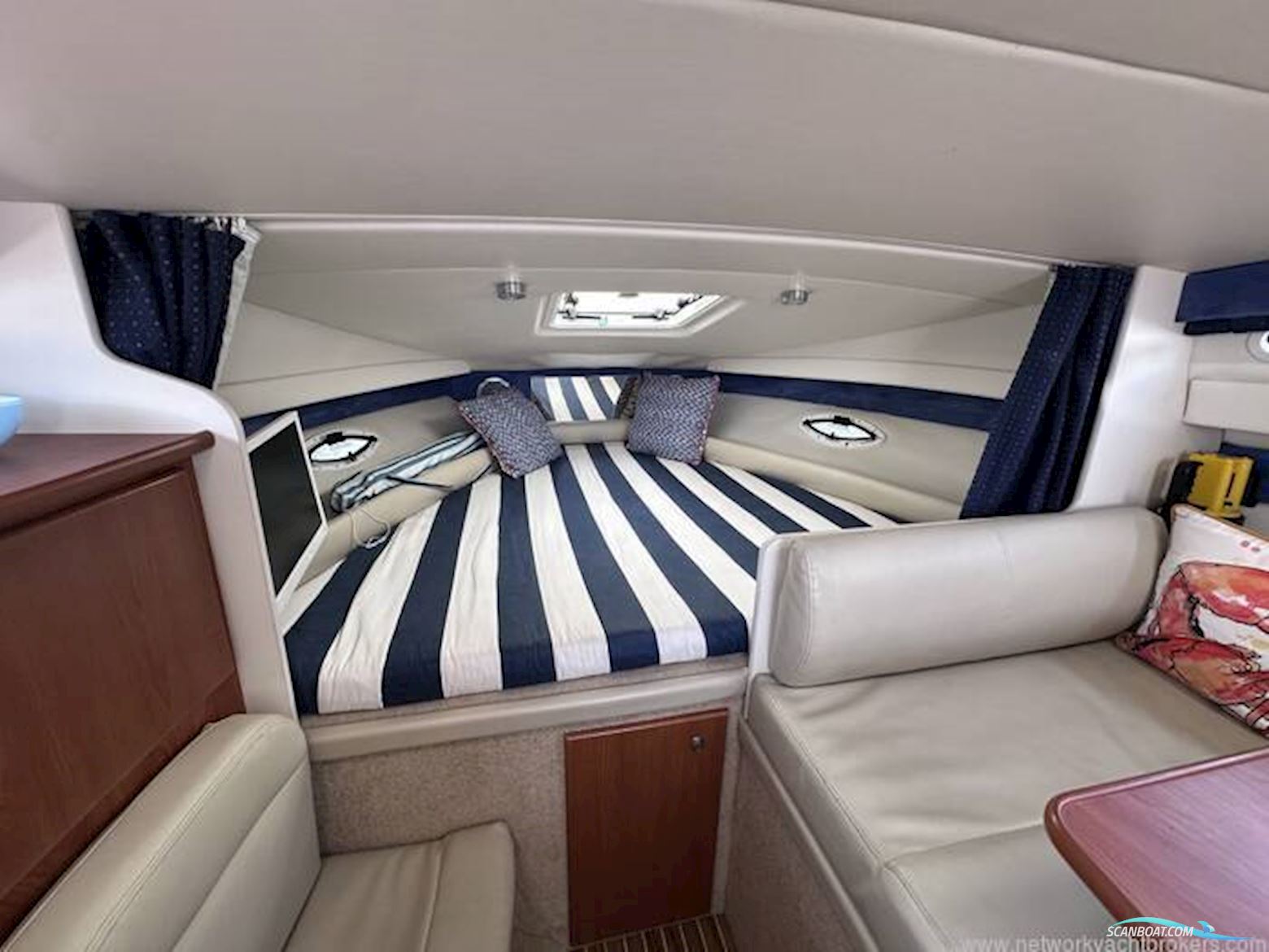 Bayliner 285