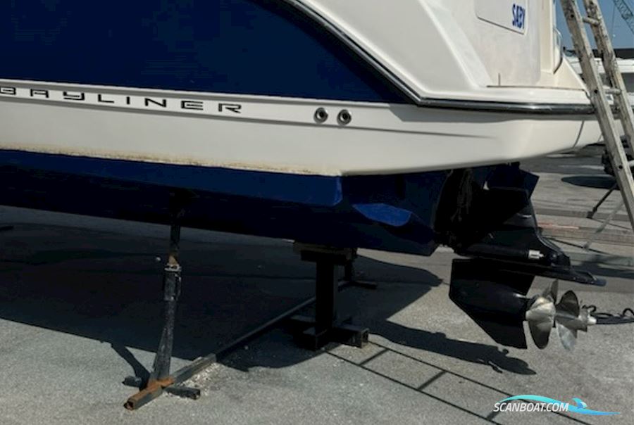 Bayliner 285