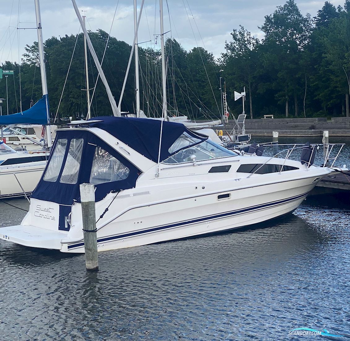 Bayliner 2855 Ciera Sunbridge Motorboat 1997, with Mercruiser 7.4 V8 engine, Sweden