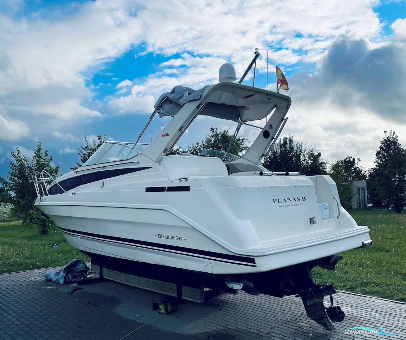 Bayliner 2855 Cierra Motorboat 1995, with MerCruiser 5.7L V8 (refurbished unit from factory) engine, Litauen