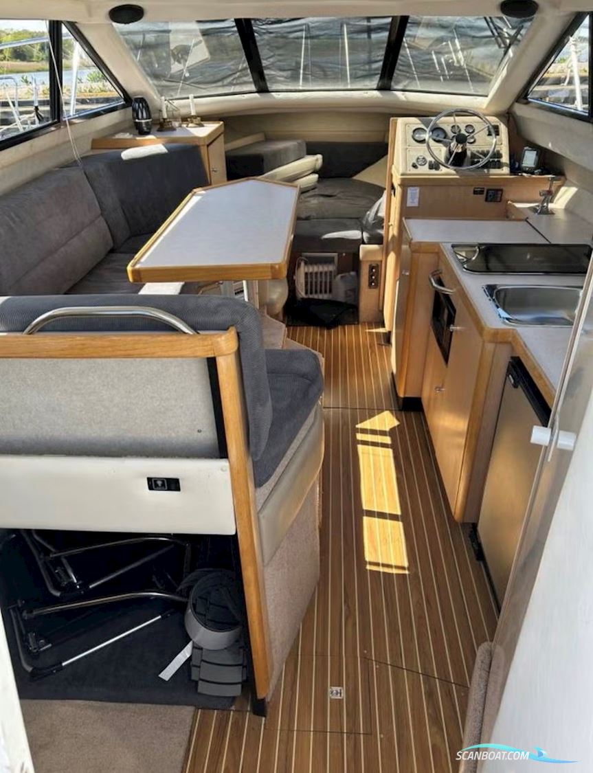 Bayliner 2858 Ciera Motorboat 1998, with Mercruiser 350 Mpi engine, Sweden