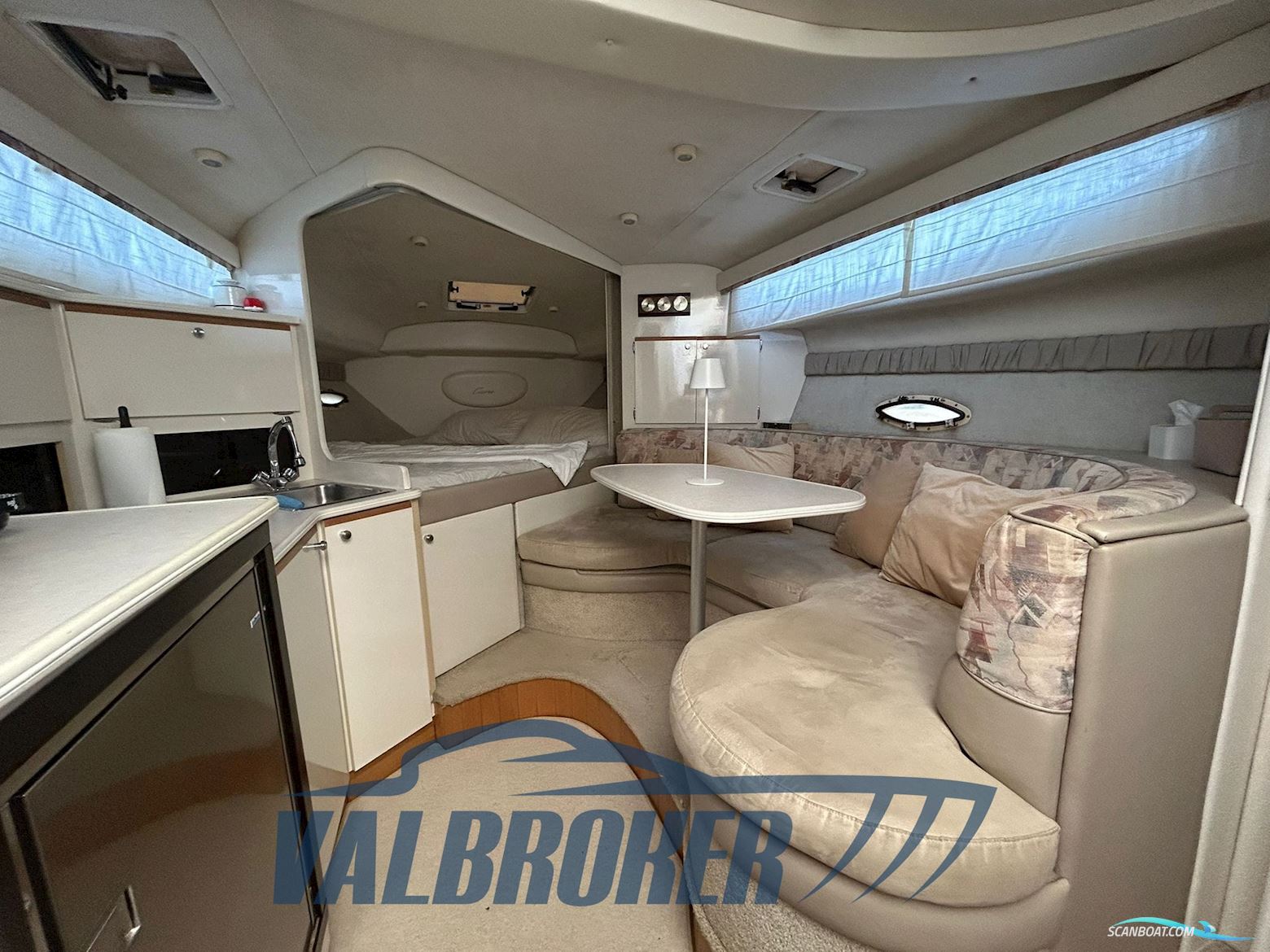 Bayliner 305