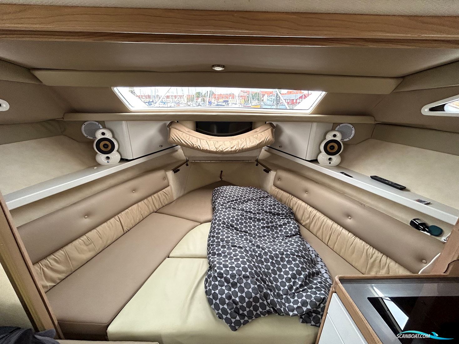 Bayliner 3255 Avanti