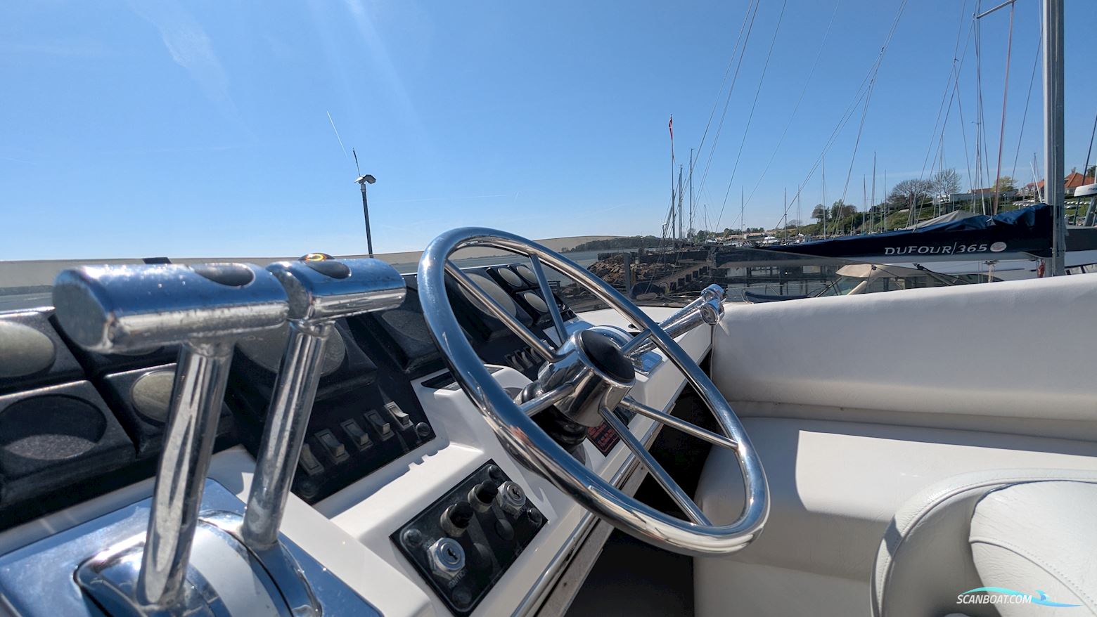 Bayliner 3288 Flybrigde