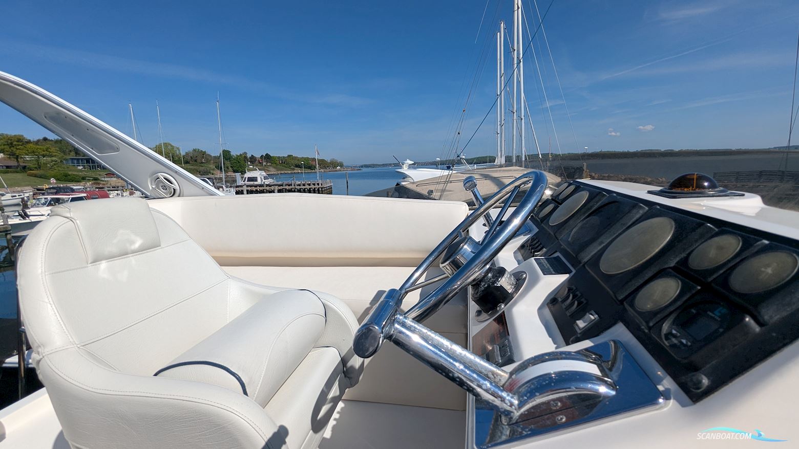 Bayliner 3288 Flybrigde