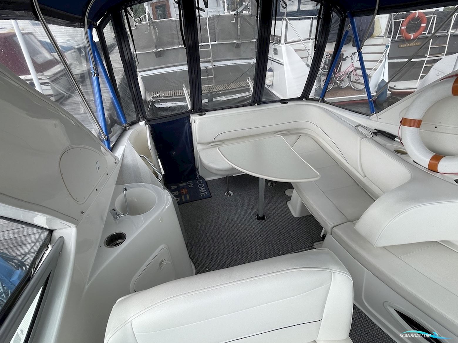 Bayliner 335 Cruiser