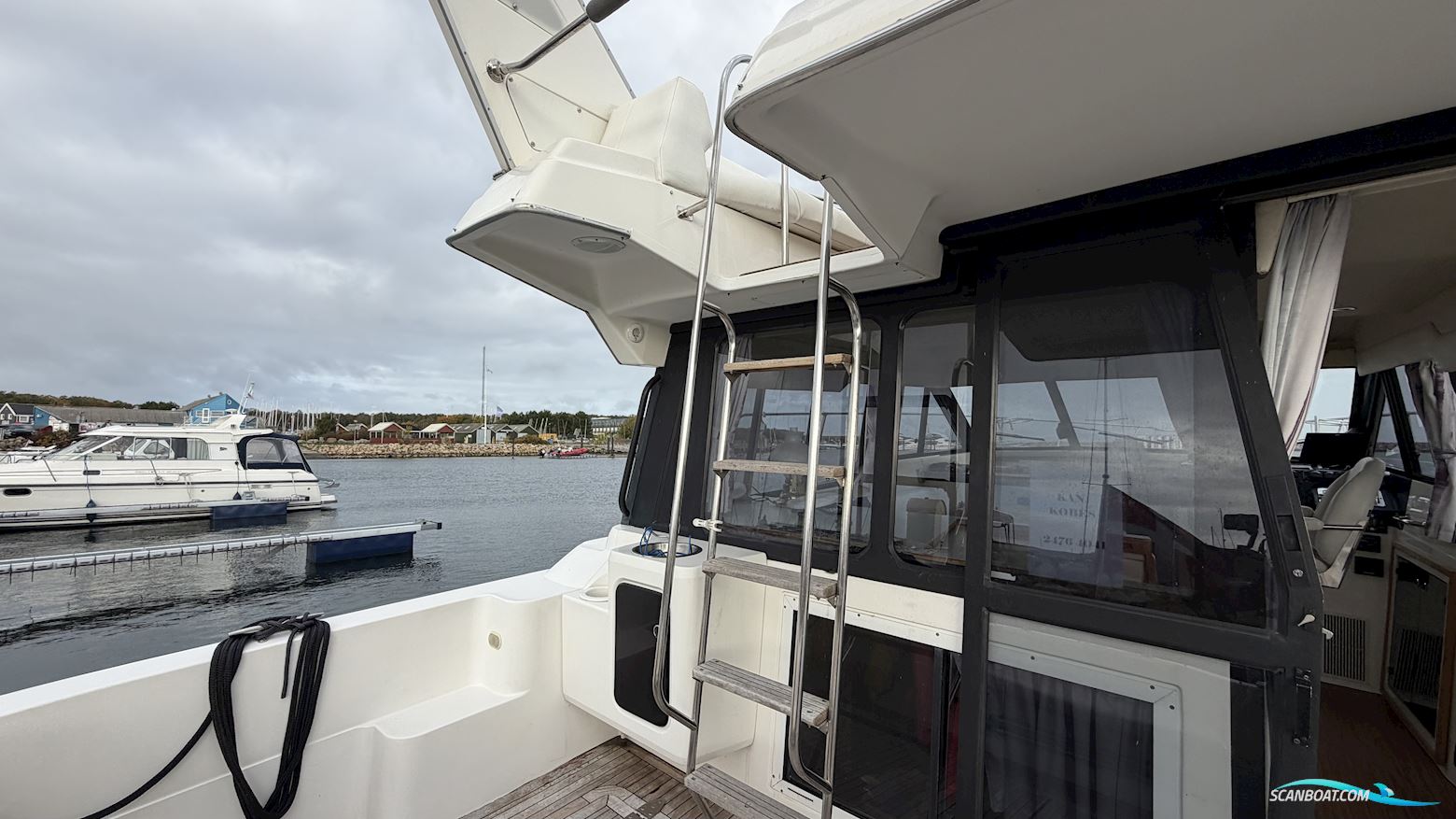 Bayliner 3688 Fly