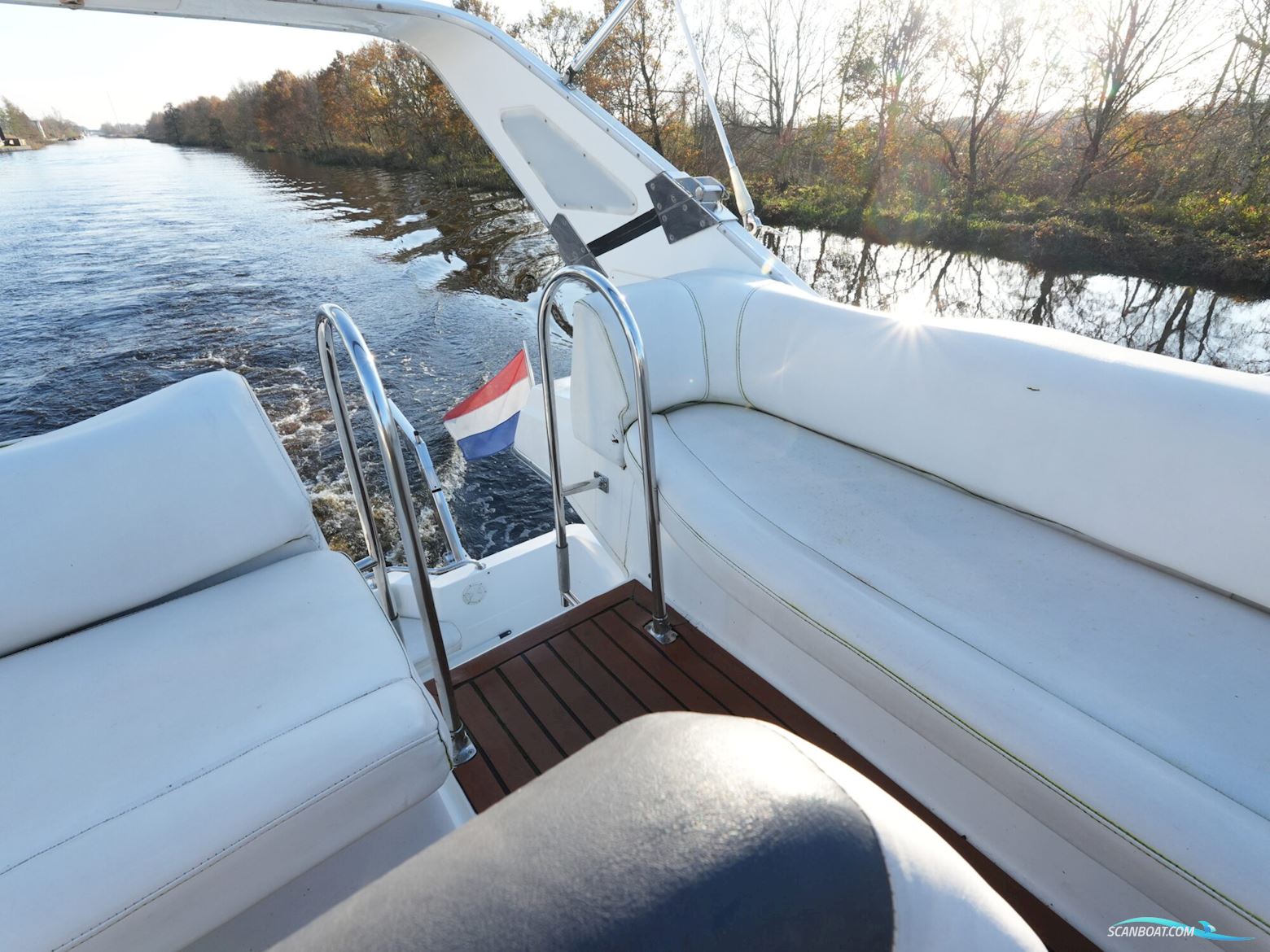 Bayliner 3688 Flybridge