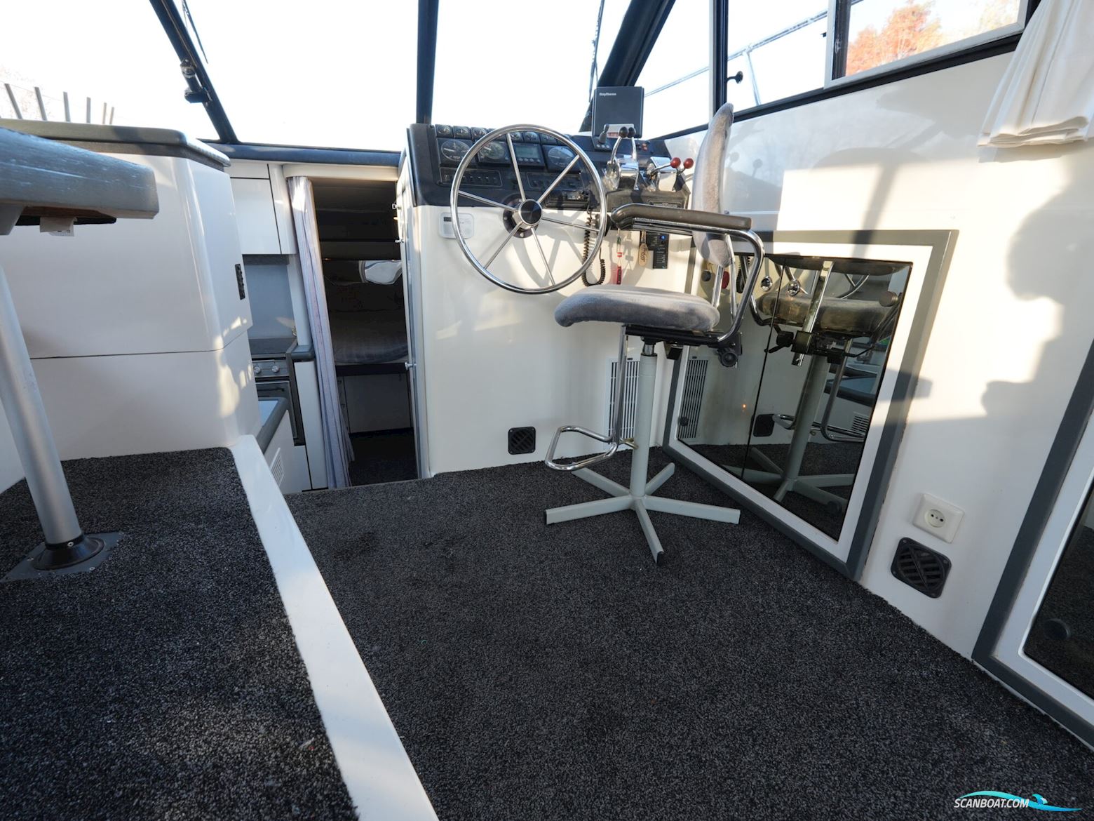 Bayliner 3688 Flybridge