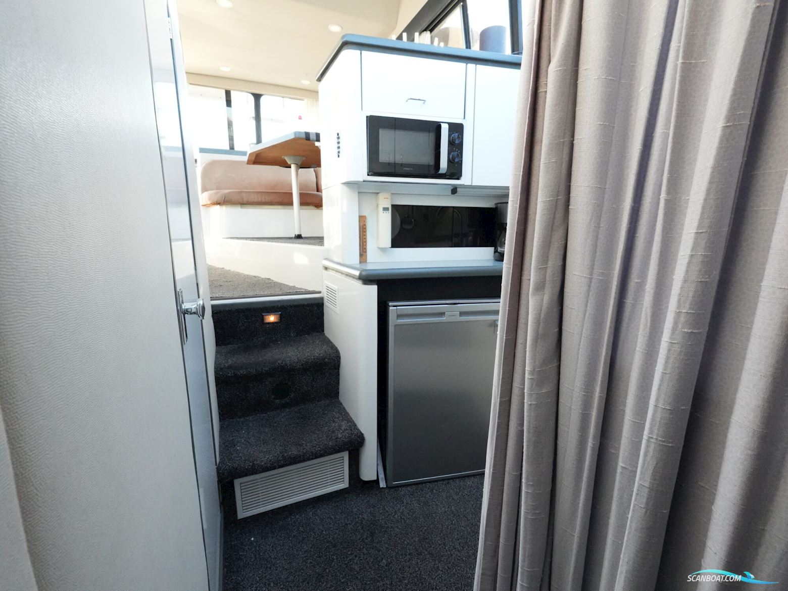 Bayliner 3688 Flybridge