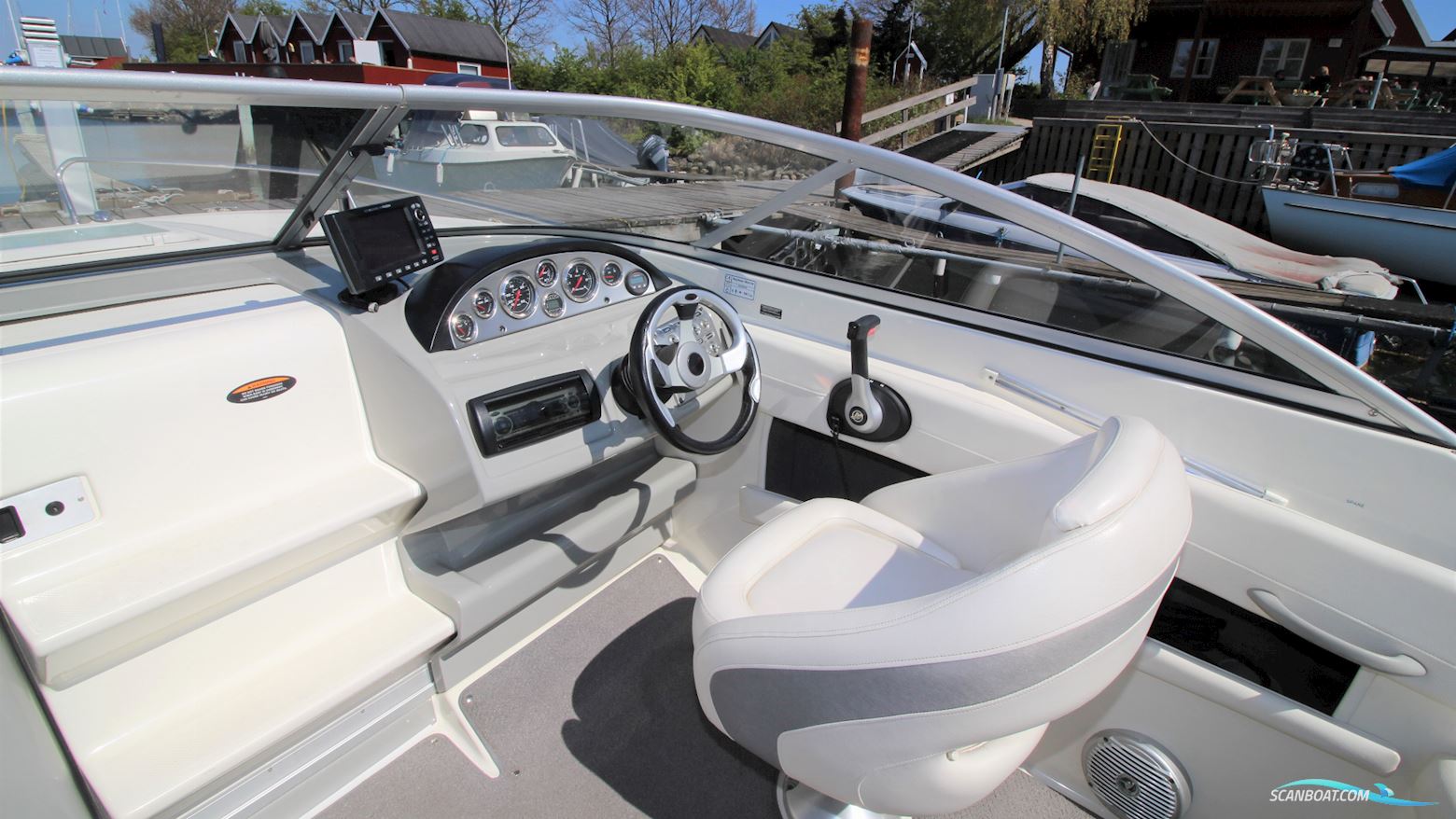Bayliner 652 Daycruiser
