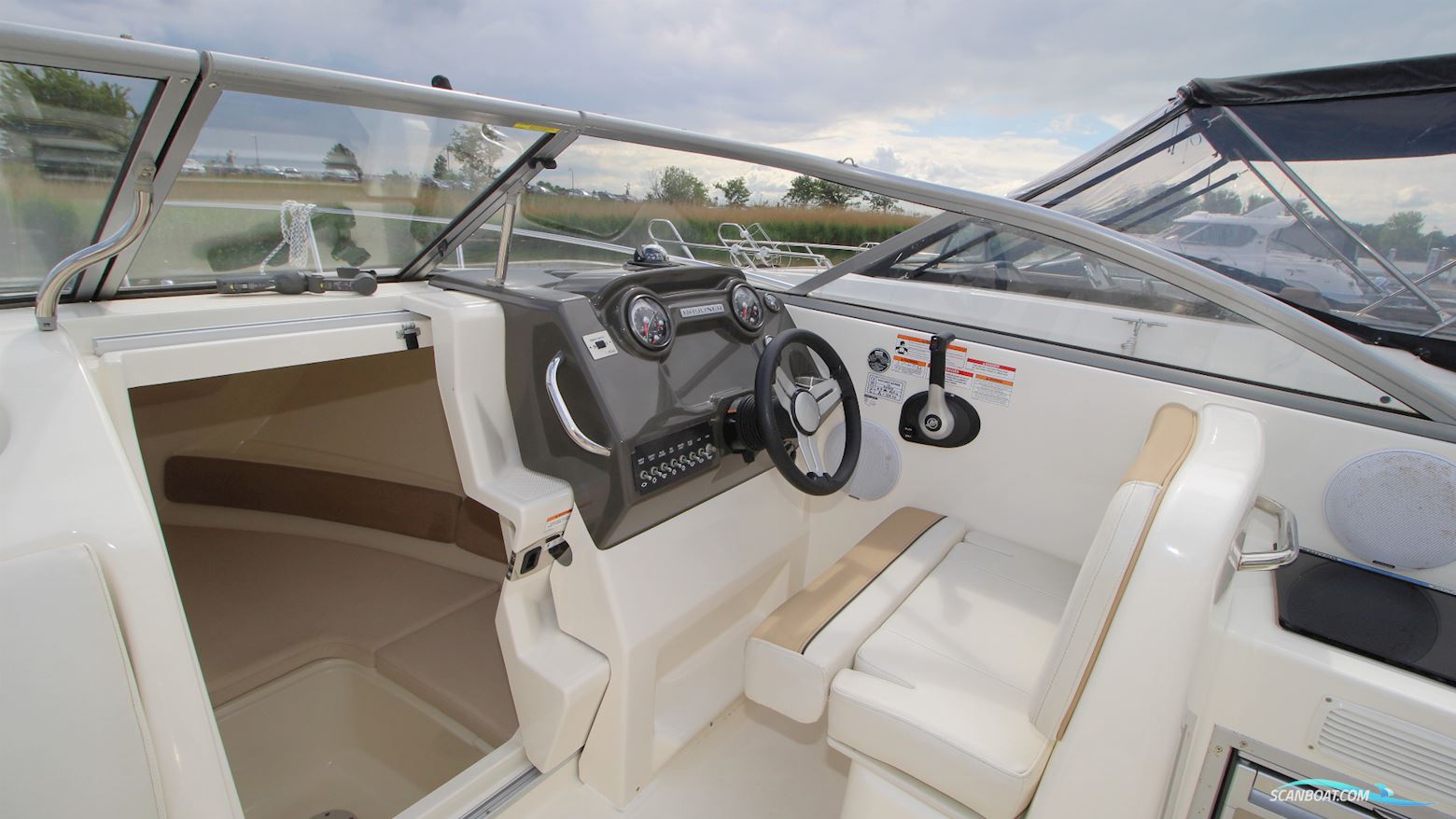 Bayliner 742R Cuddy