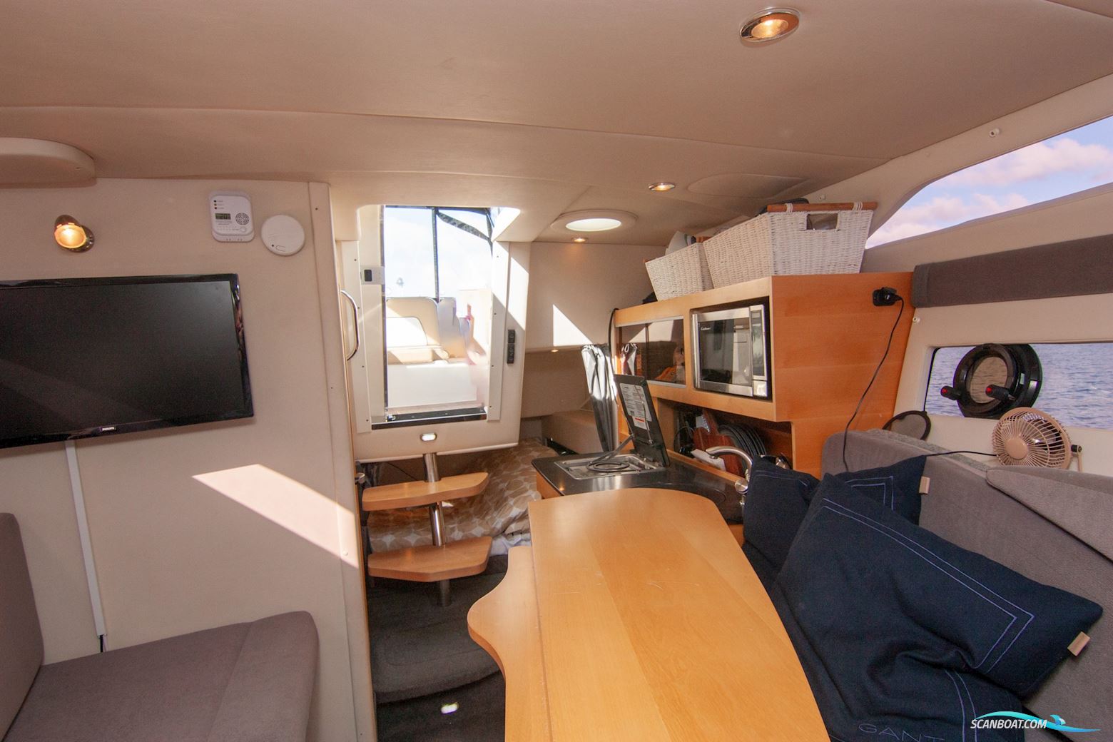 Bayliner Ciera 8