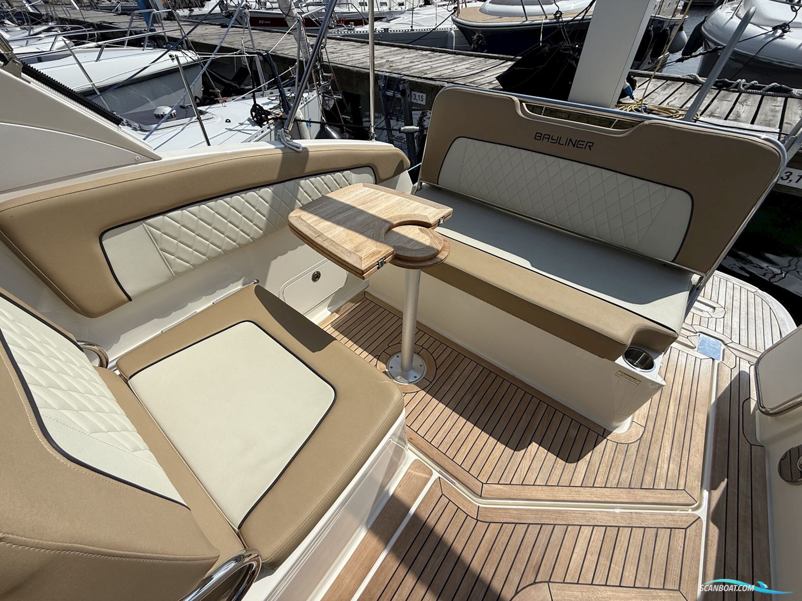 Bayliner Ciera 8, Som ny, Med Havneplads I Gilleleje