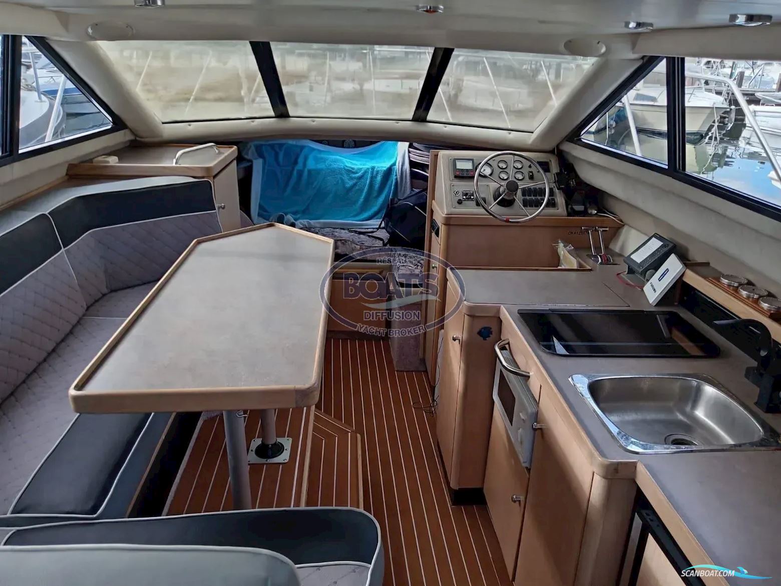 Bayliner Fly Cierra 2858