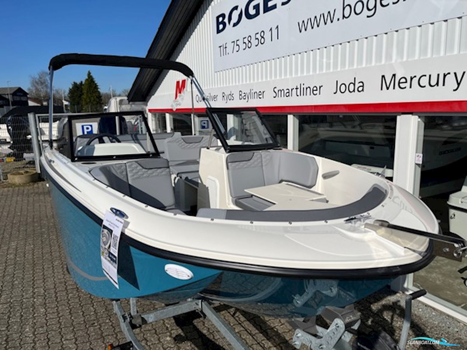 Bayliner M19 med 115 hk Mercury-EFI XL CT 2,1L - med udstyr - TILBUD
