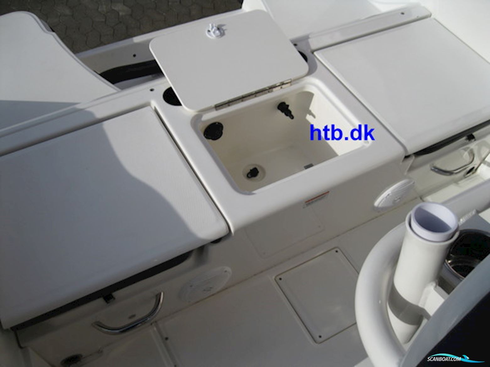 Bayliner Trophy CC20 M/Mercury F200 hk V6 4-takt - BLACK NOVEMBER KAMPAGNE !