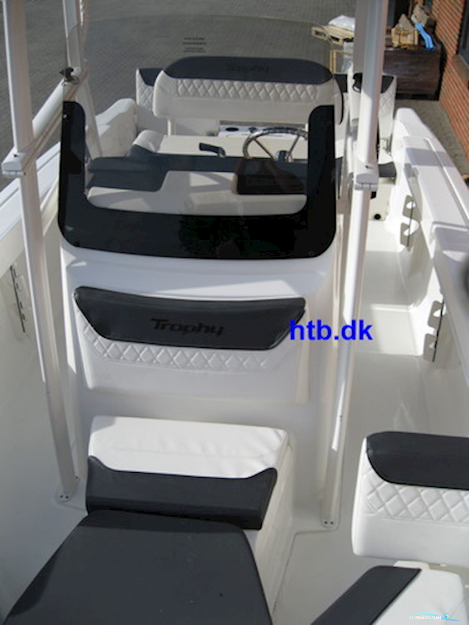 Bayliner Trophy CC20 M/Mercury F200 hk V6 4-takt - BLACK NOVEMBER KAMPAGNE !