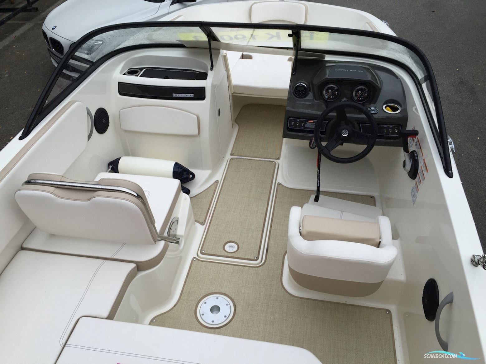 Bayliner VR 5 BOWRIDER - 4,5 V6 200 PS