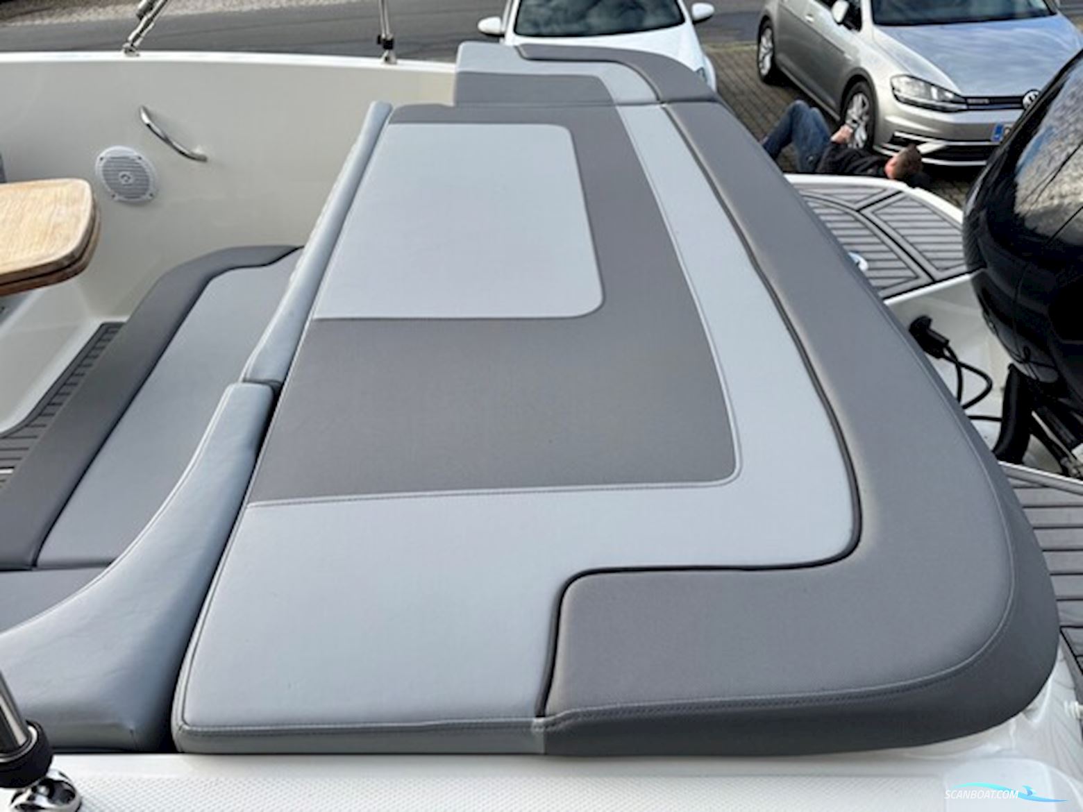 Bayliner VR5 Bowrider Med 150 hk Mercury-Efi 3,0L XL - Udstyr