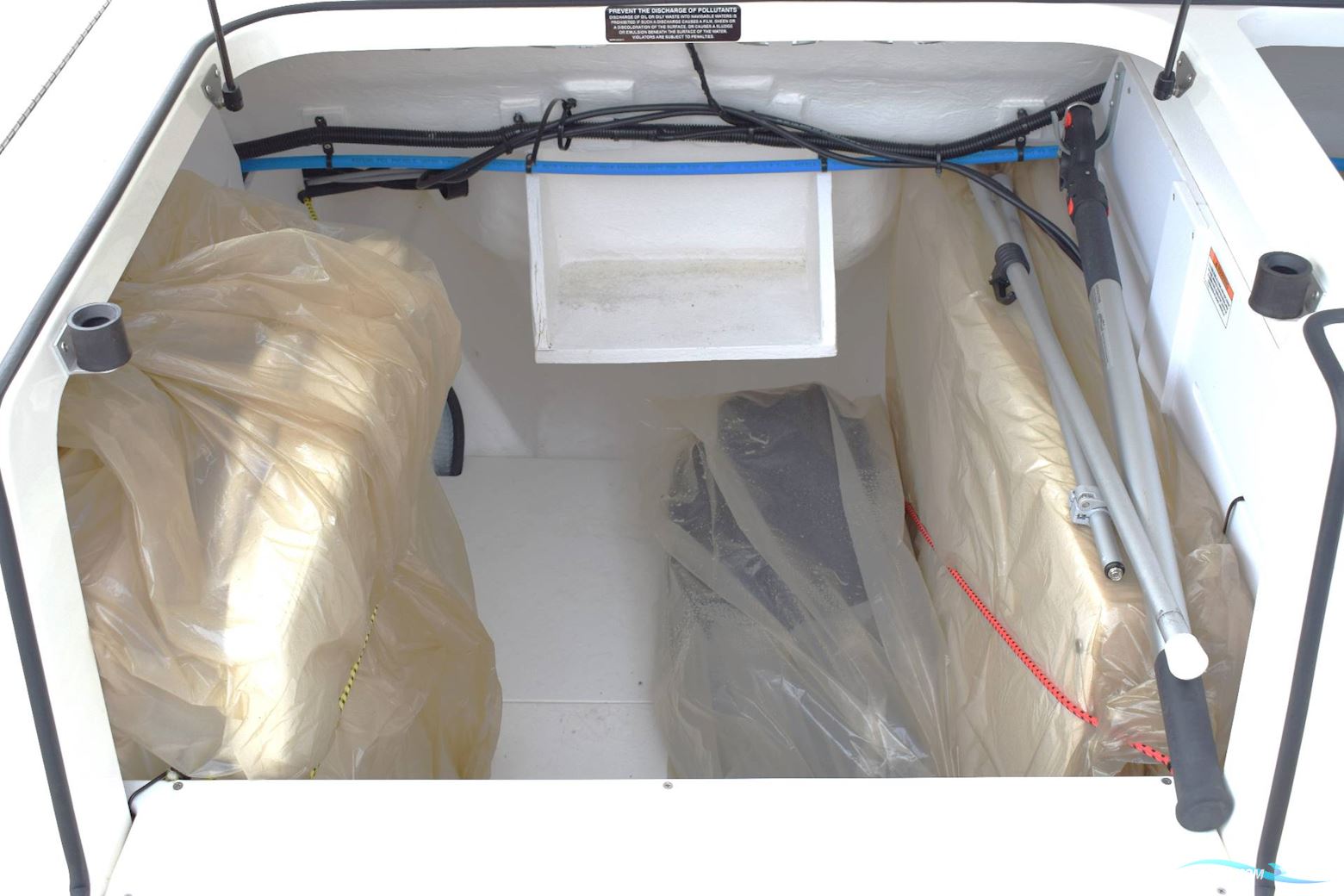 Bayliner VR5 Cuddy - Mercury F150 HK/Udstyr