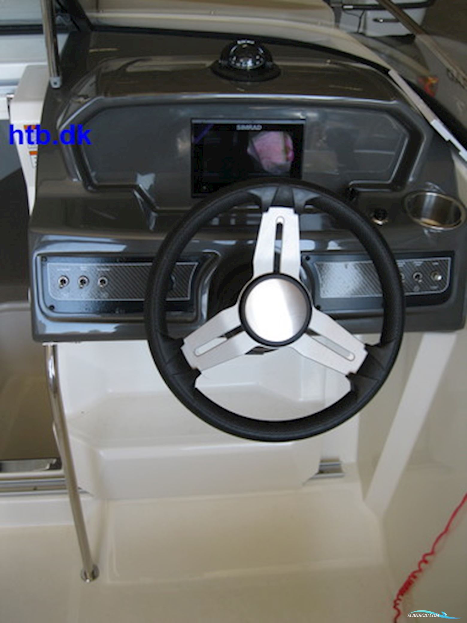 Bayliner VR5 Cuddy Cabin m/Mercury F175 hk V6 4-takt