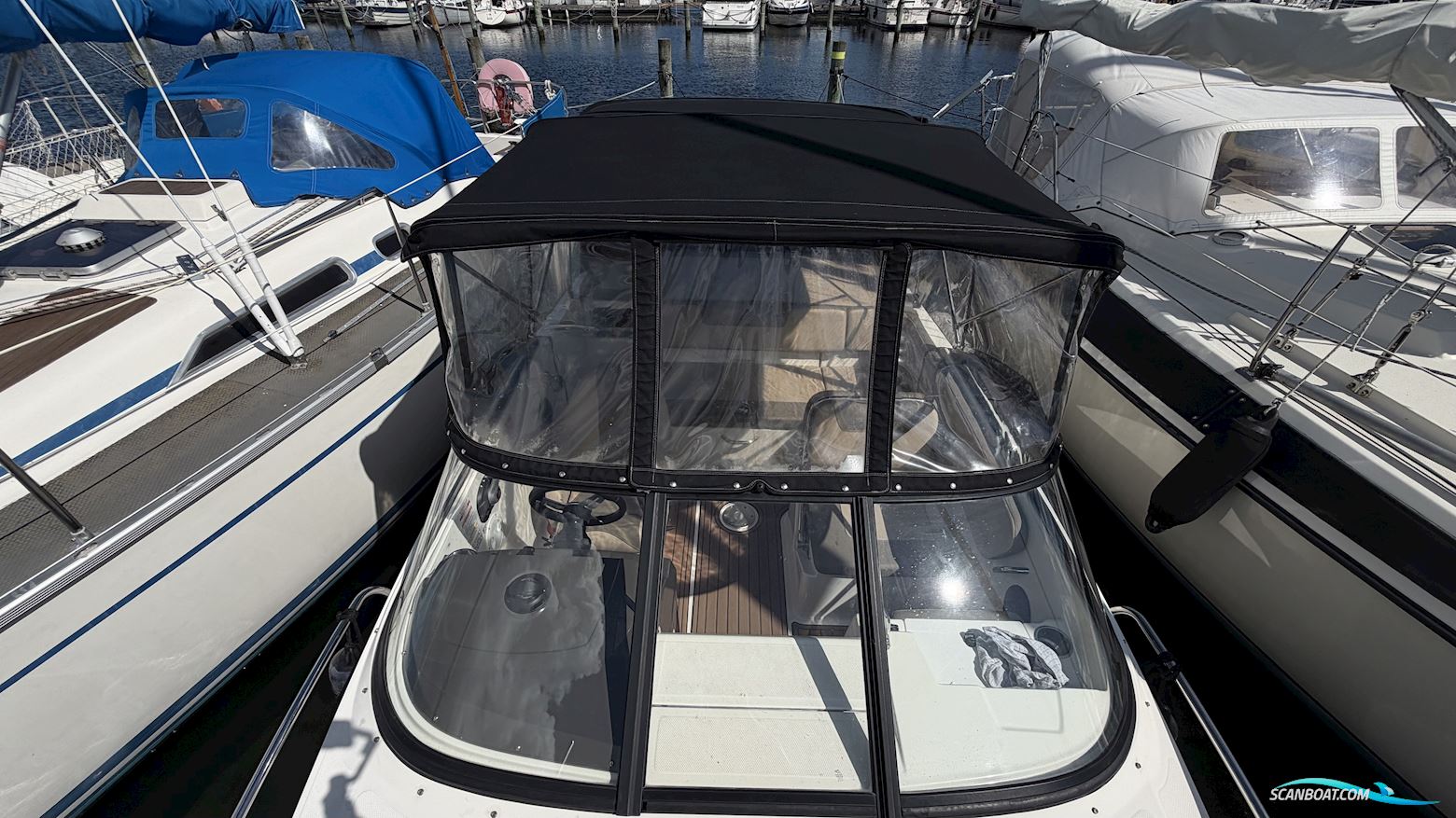 Bayliner VR5 Cuddy