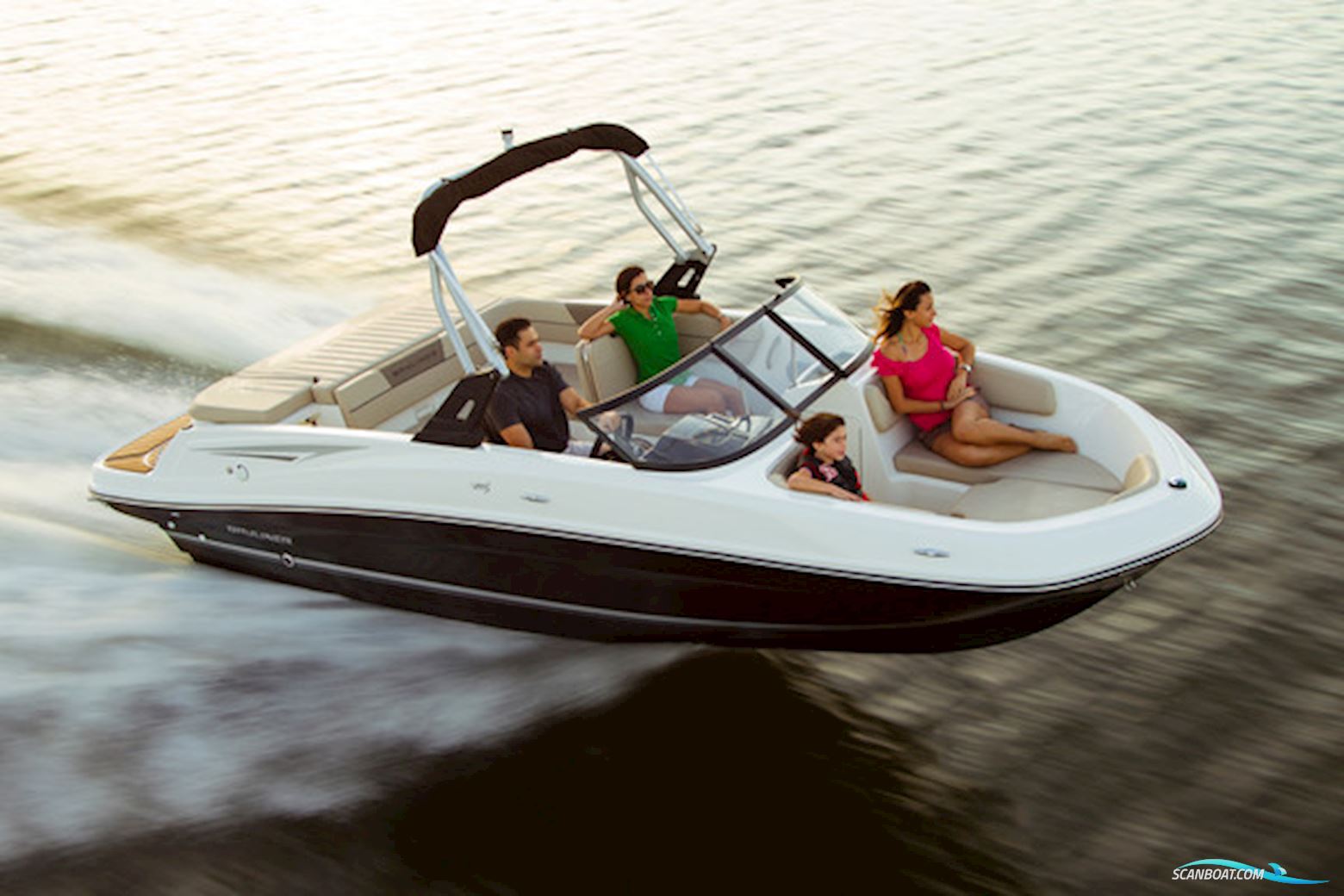 Bayliner VR5 med MerCruiser sterndrive Motorboat 2024, Denmark