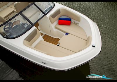 Bayliner VR5 Med Mercruiser Sterndrive Motorboat 2025, Denmark