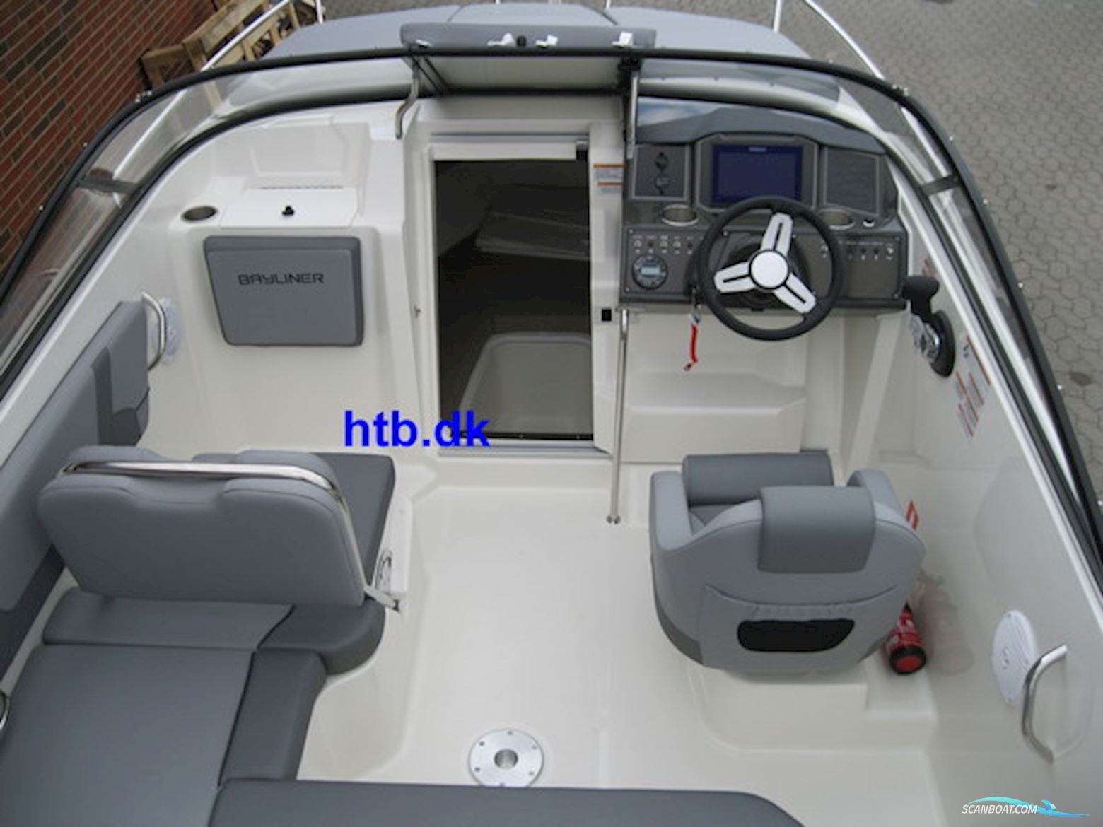 Bayliner VR5 OB Cuddy m/Mercury F150 hk Racing XL DS V6, Hvid - Solgt !