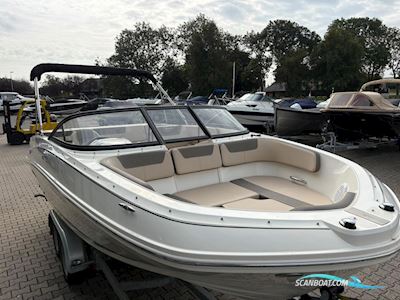 Bayliner VR5 Motorboat 2020, with Mercury engine, The Netherlands