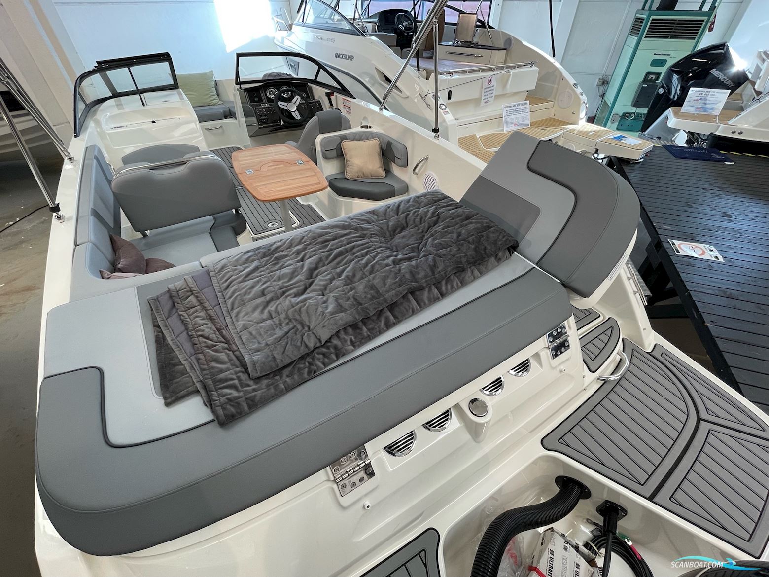 Bayliner VR6 Bowrider