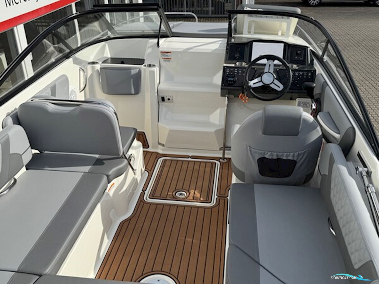 Bayliner VR6 Cuddy Med F250 Mercury Verado AM DS XL V8 CF