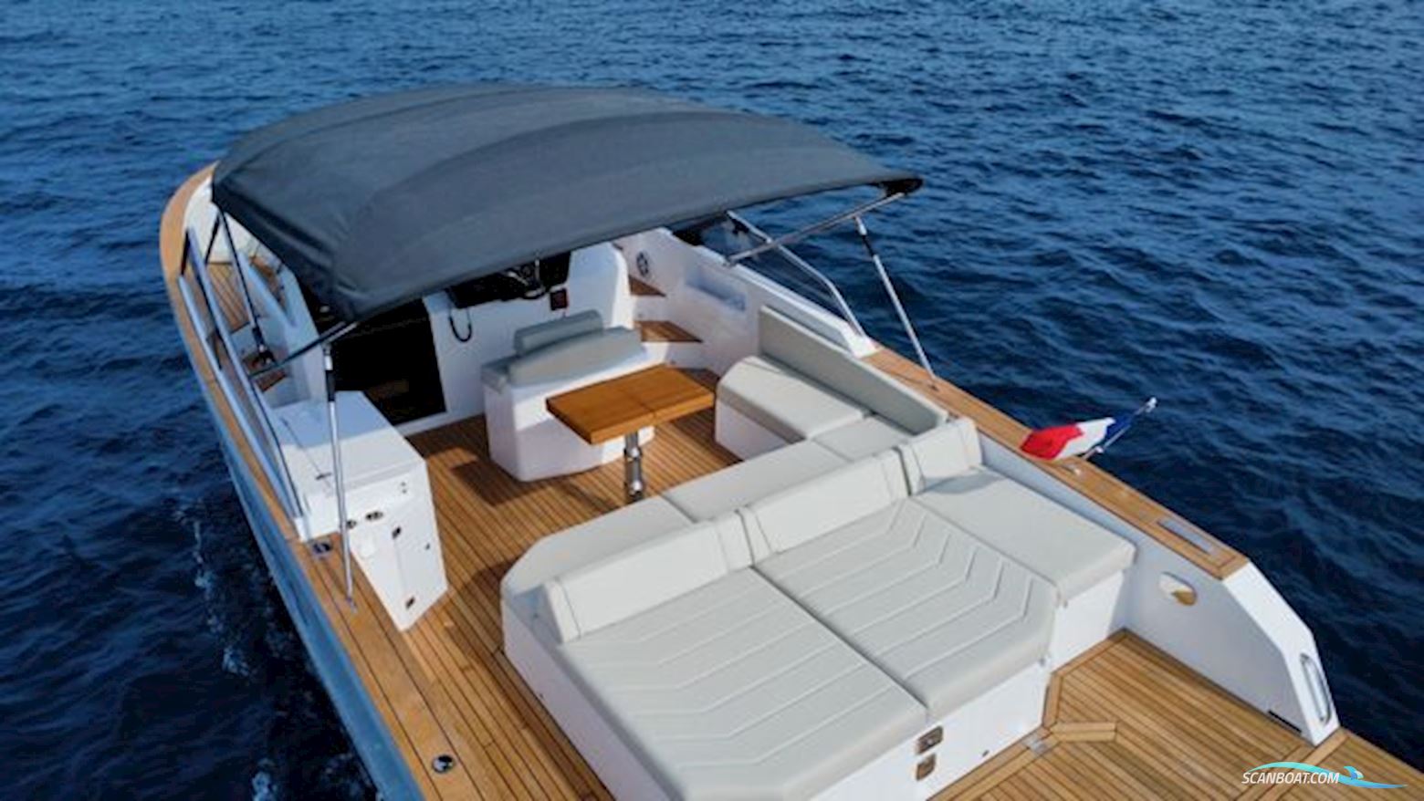 BB Yachts BB35 ELBA outboard