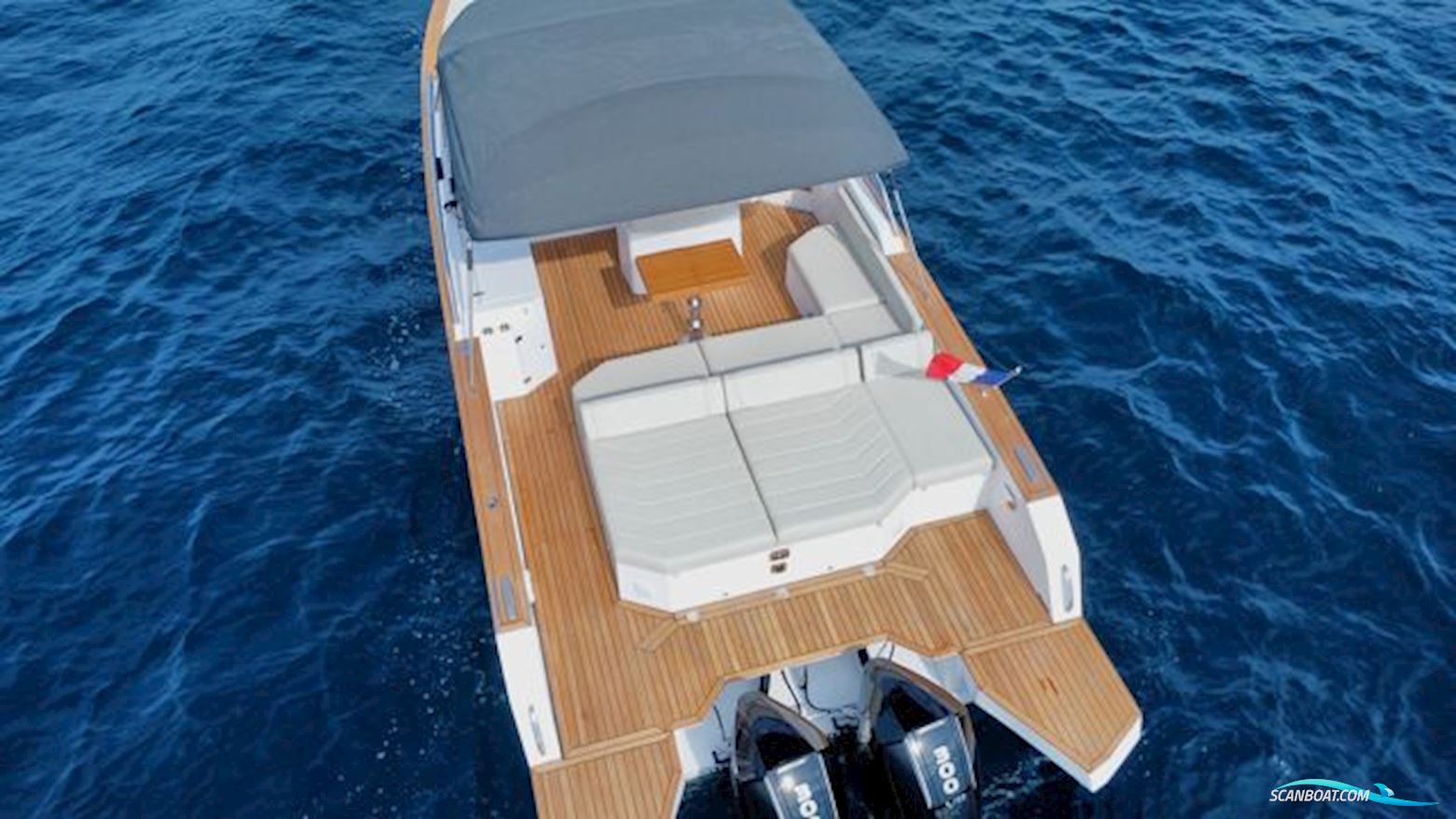 BB Yachts BB35 ELBA outboard
