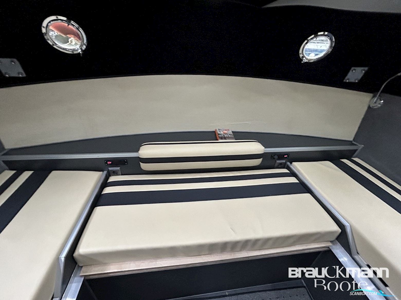 Beachcraft 1050
