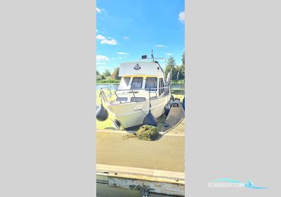 Beachcraft Fly Motorboat 1980, with Mercedes OM617 engine, The Netherlands