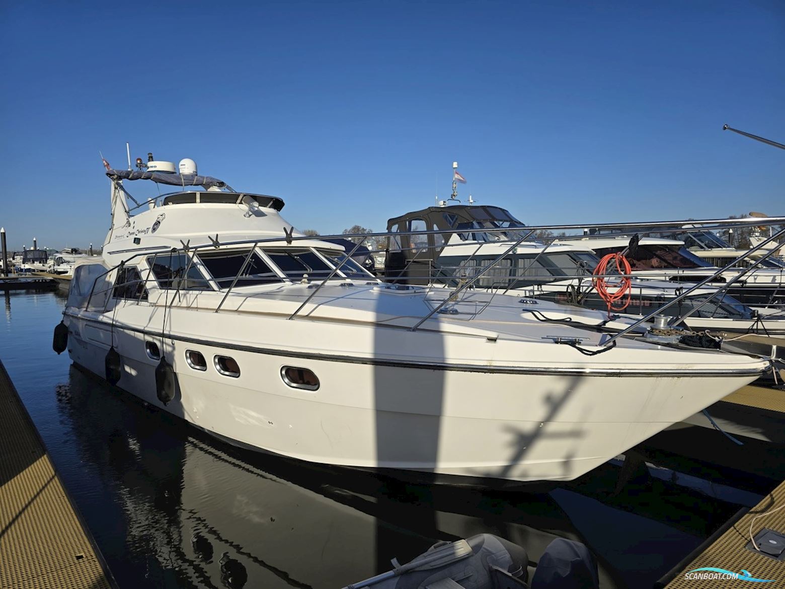 Beaux Bateaux 43