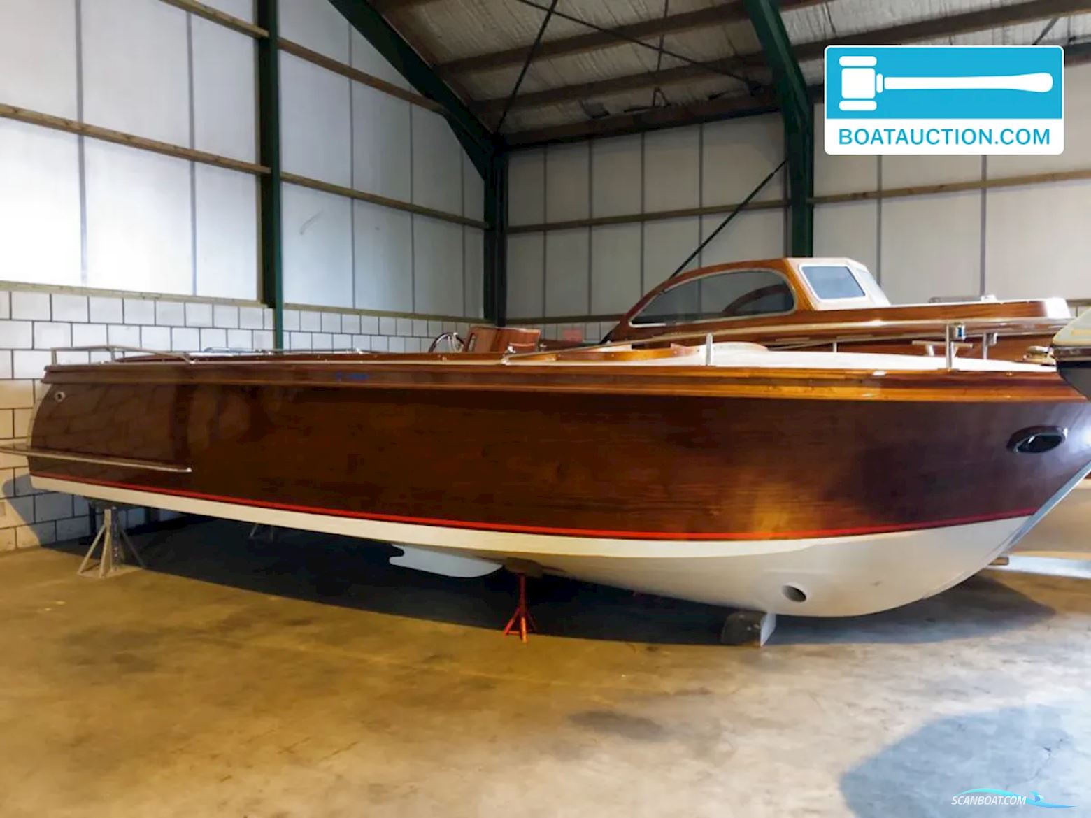 Beaver Sundeck 27 Motorboat 1998, The Netherlands