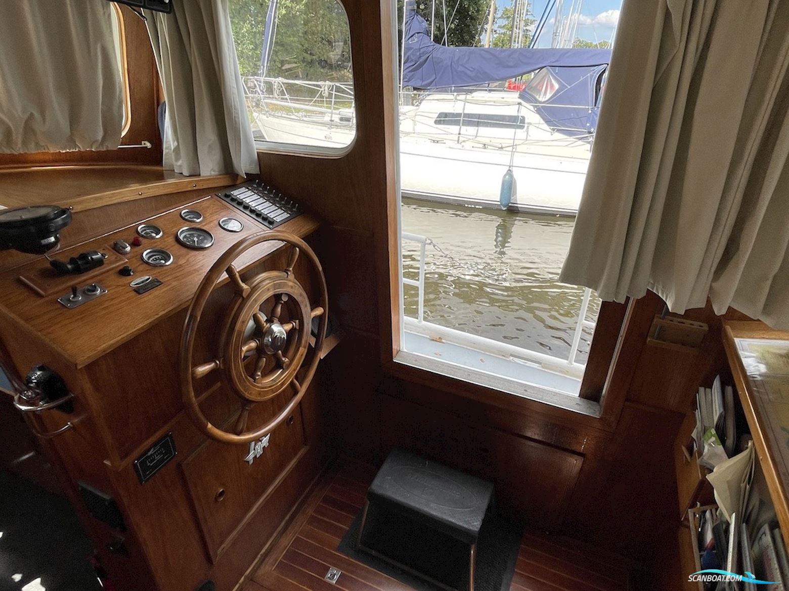 Beenhakker kotter 900