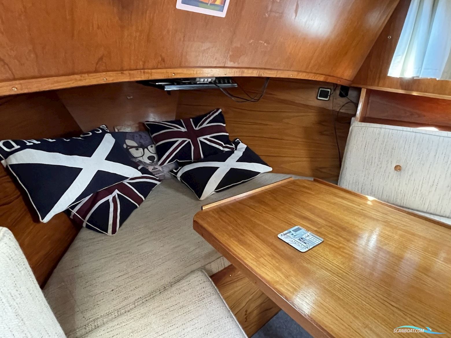 Beenhakker kotter 900