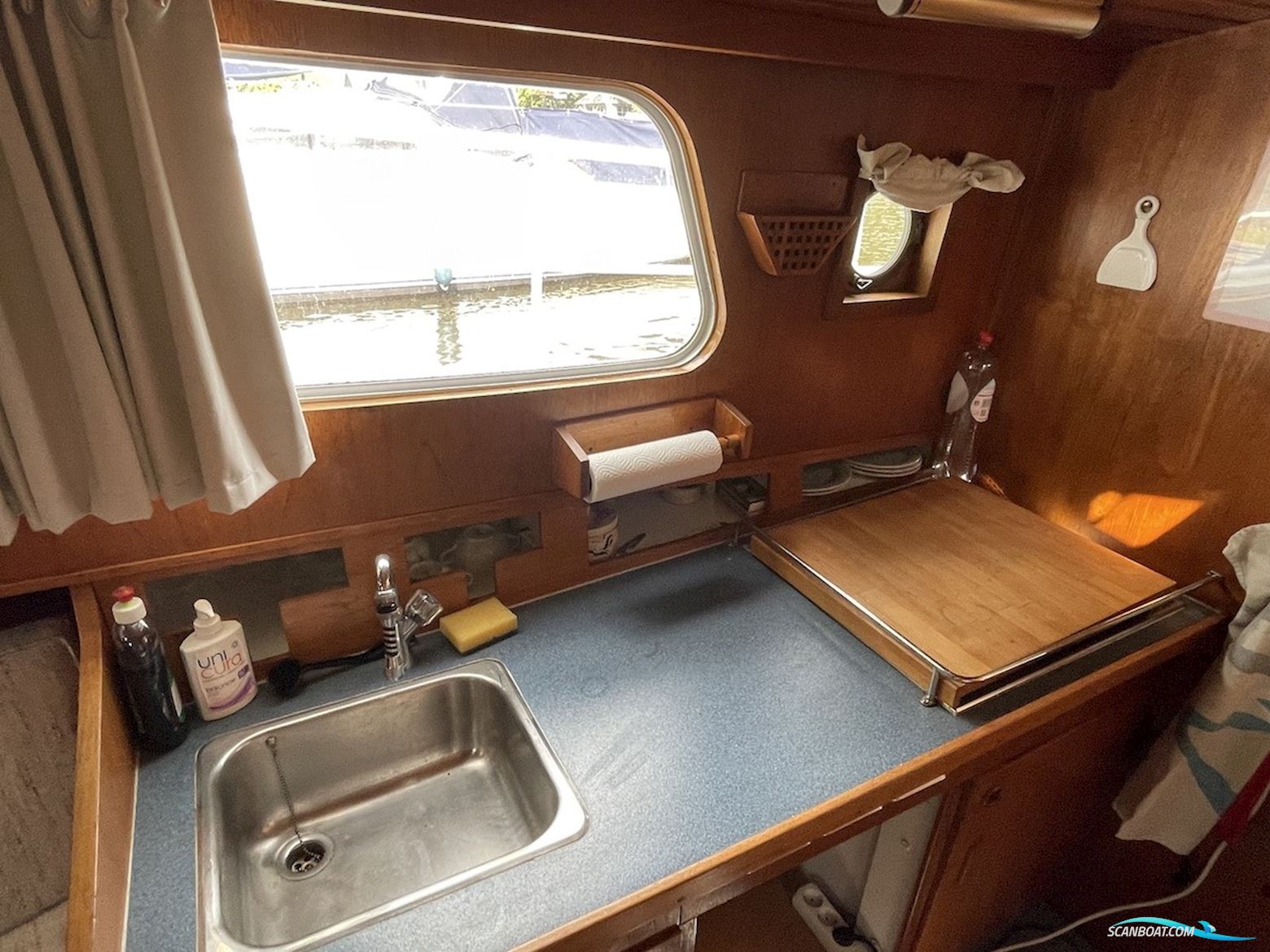 Beenhakker kotter 900