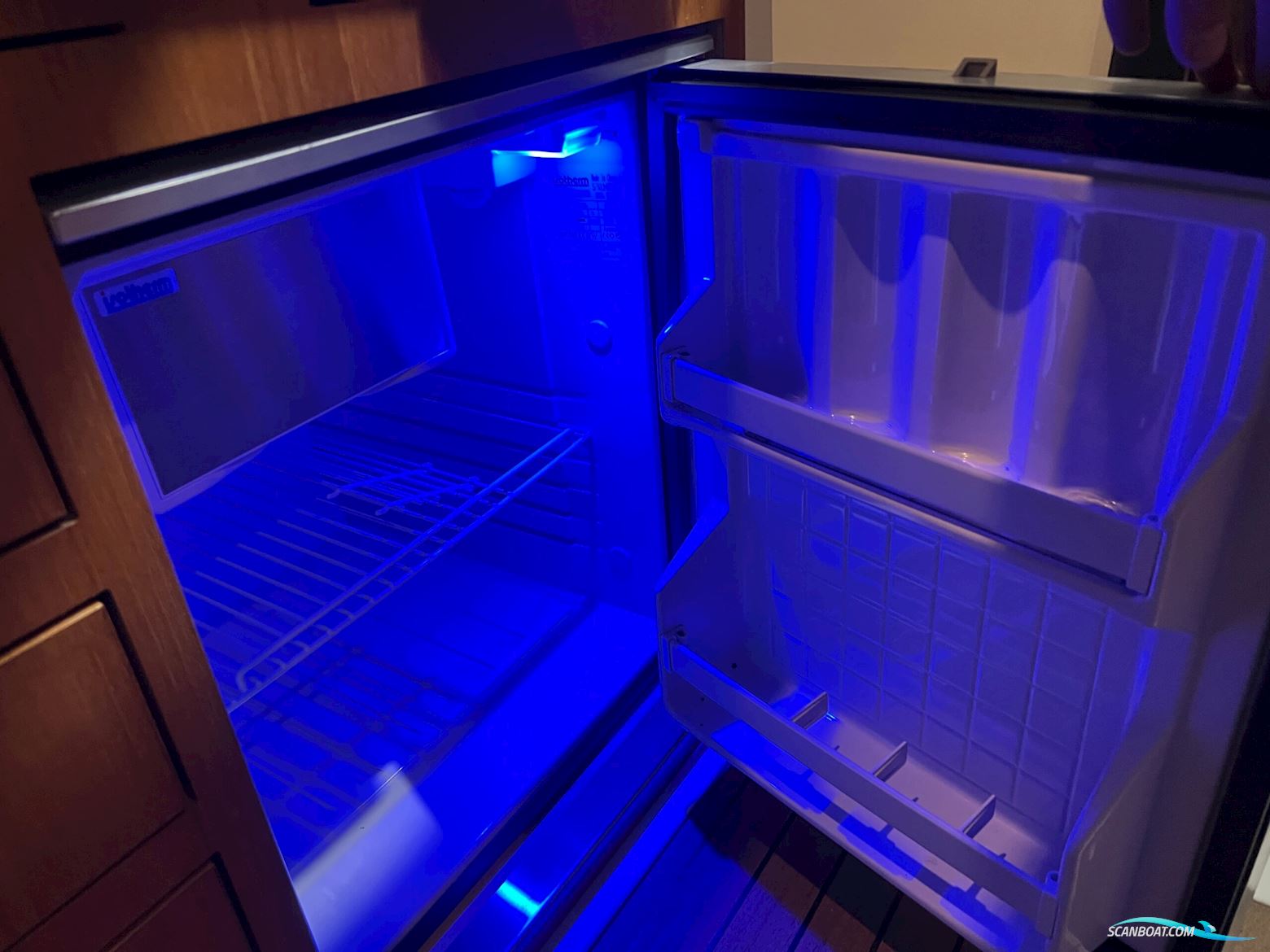 Begagnad Aquador 27 HT -14 (PS)