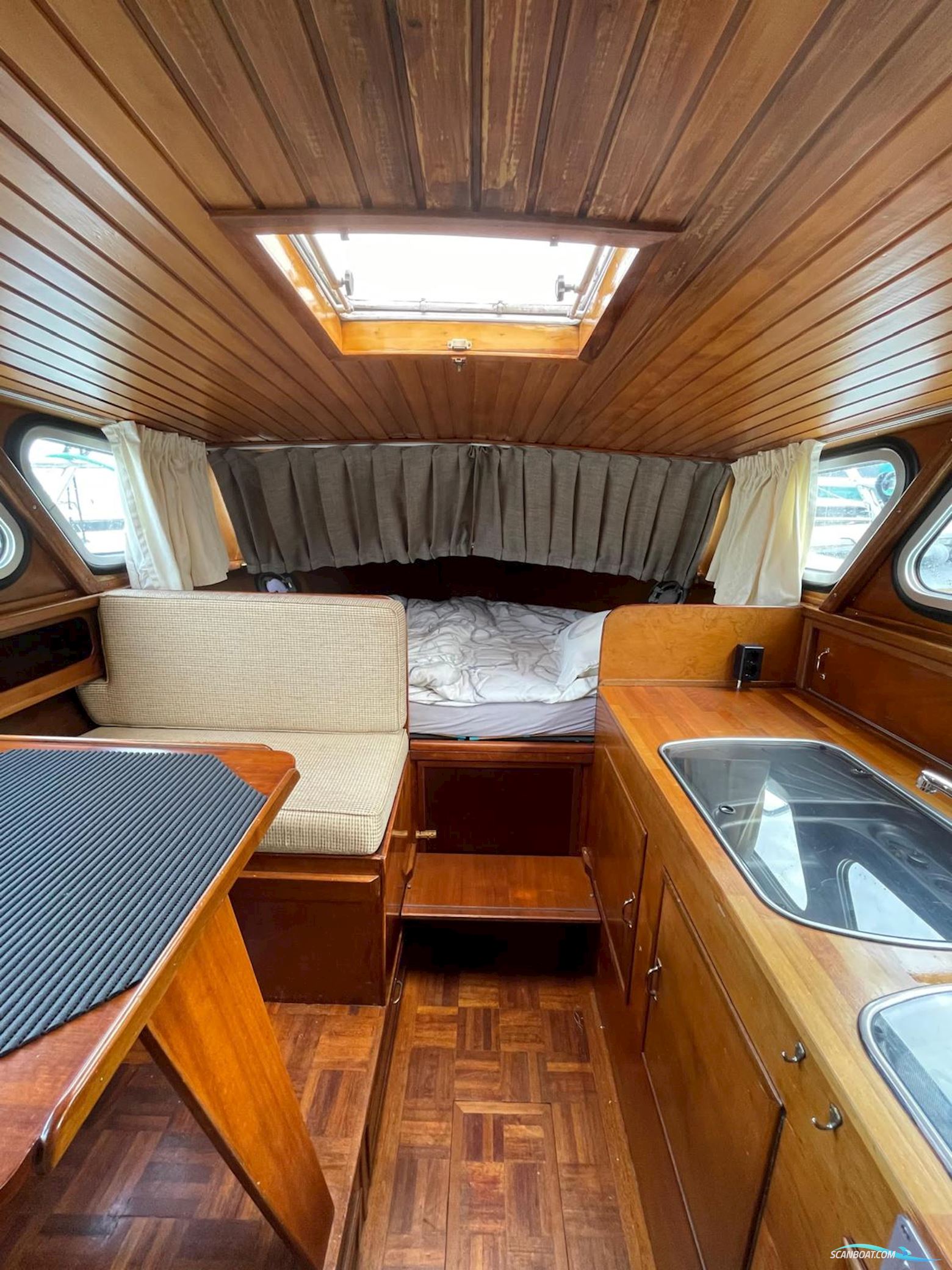 Beja Kruiser Silverbird 8.45 OK