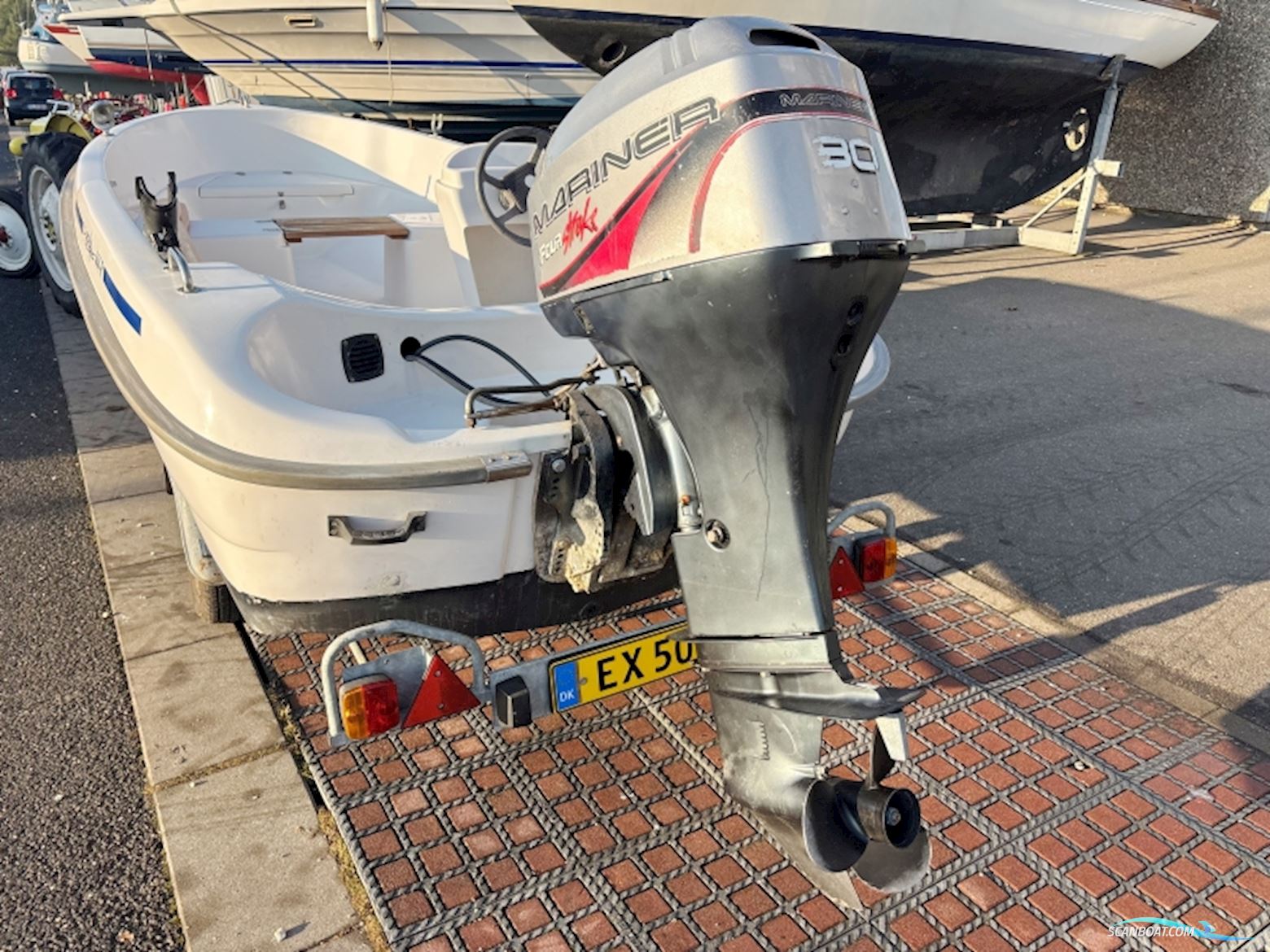 Bella 444 R Styrepultsbåd