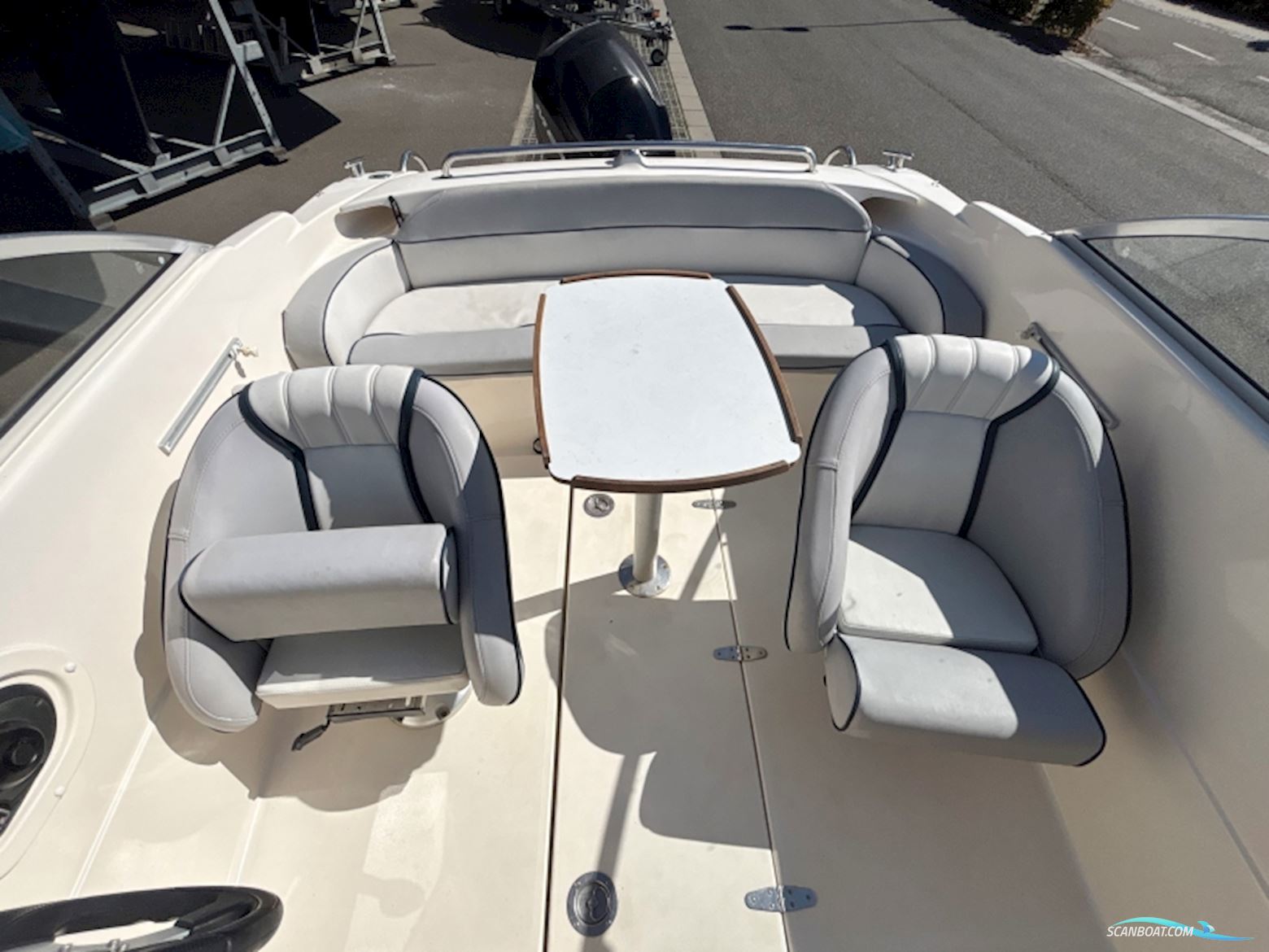 Bella 530 Excel Bowrider