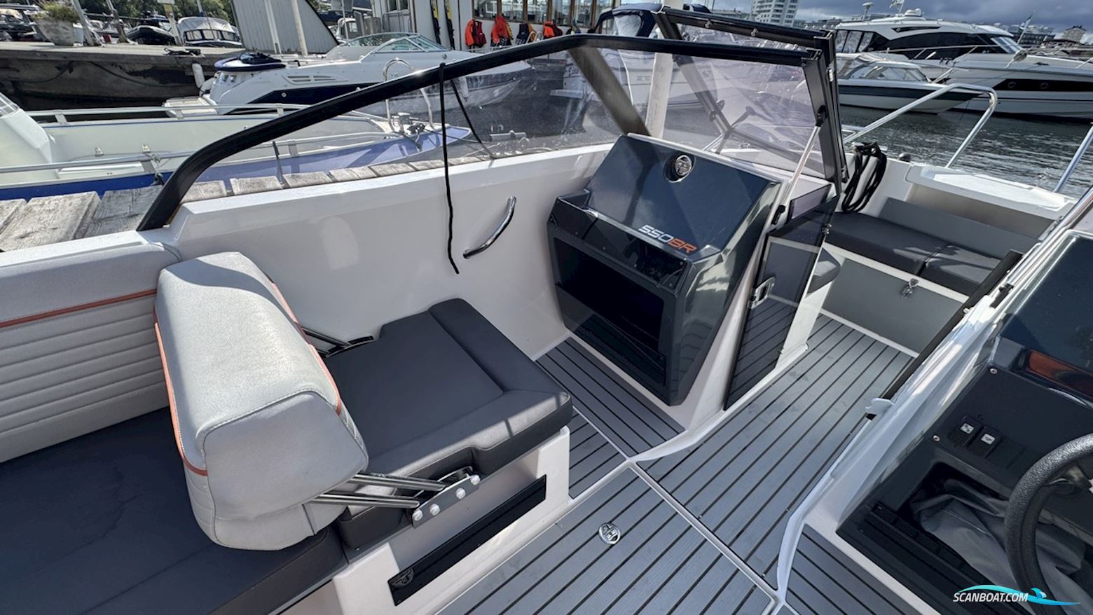 Bella 550 BR